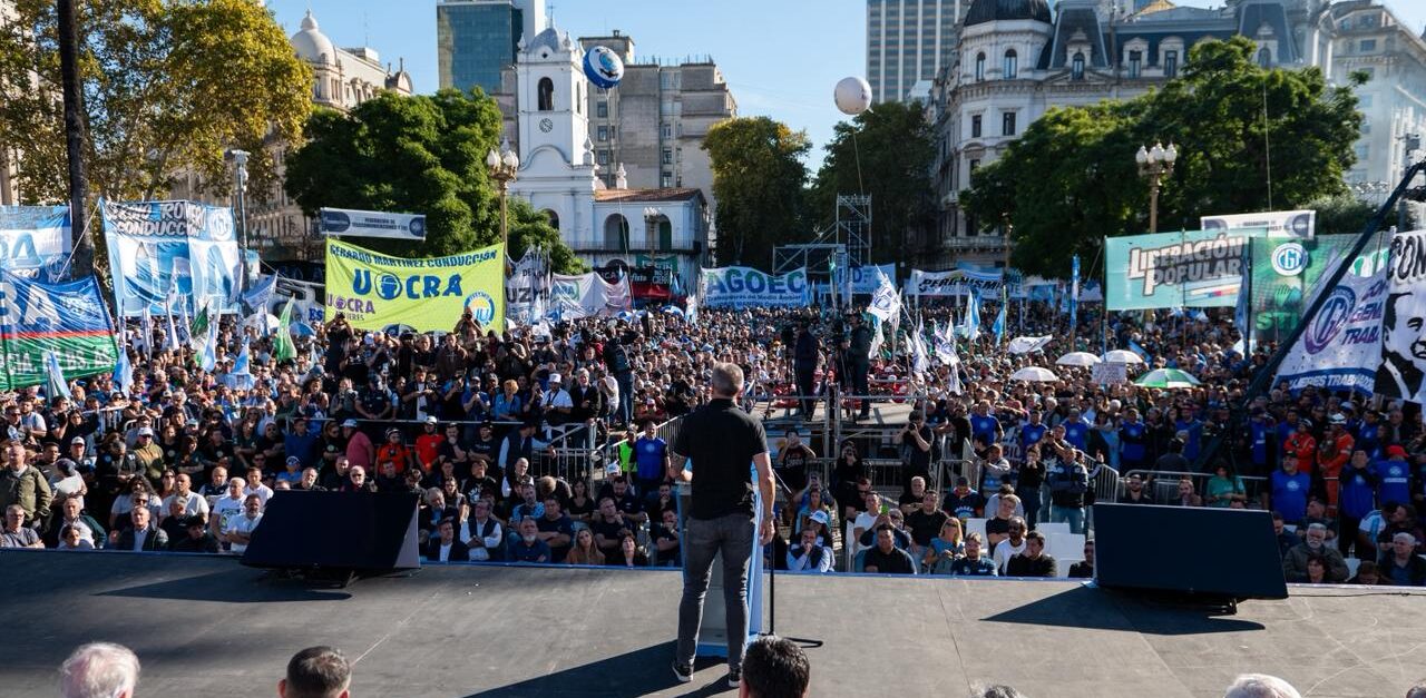 Entre dudas y presiones, la CGT se movilizó por el Día del Trabajador sin señales sobre el quinto paro general contra Milei